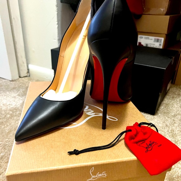Christian Louboutin - Picture 3 of 7